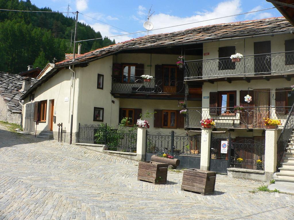 Appartamento Dal Maestro Serafino Pragelato Zimmer foto